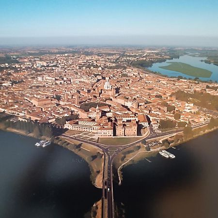Residenza Tosca Lägenhet Mantova Exteriör bild